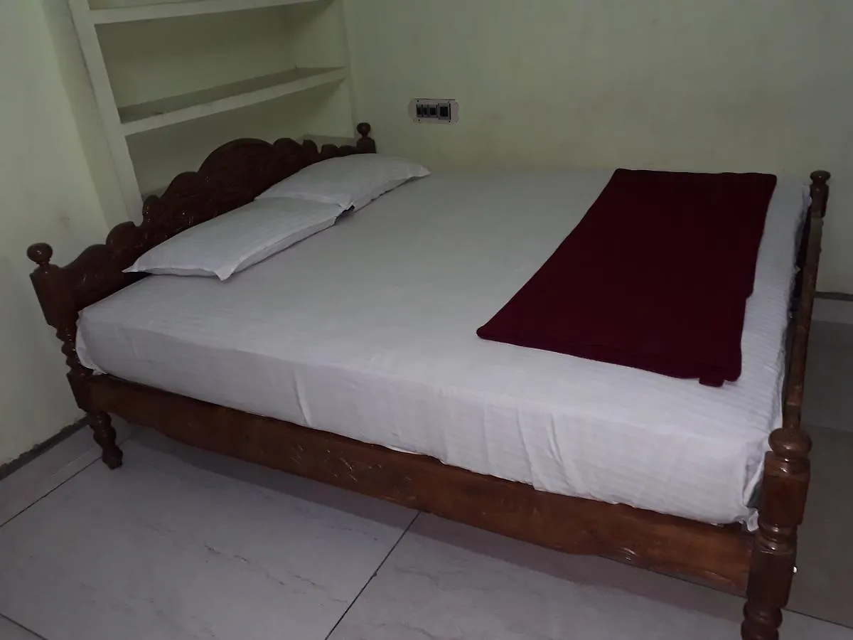 דירות מונאר Alhind Residency בית אירוח